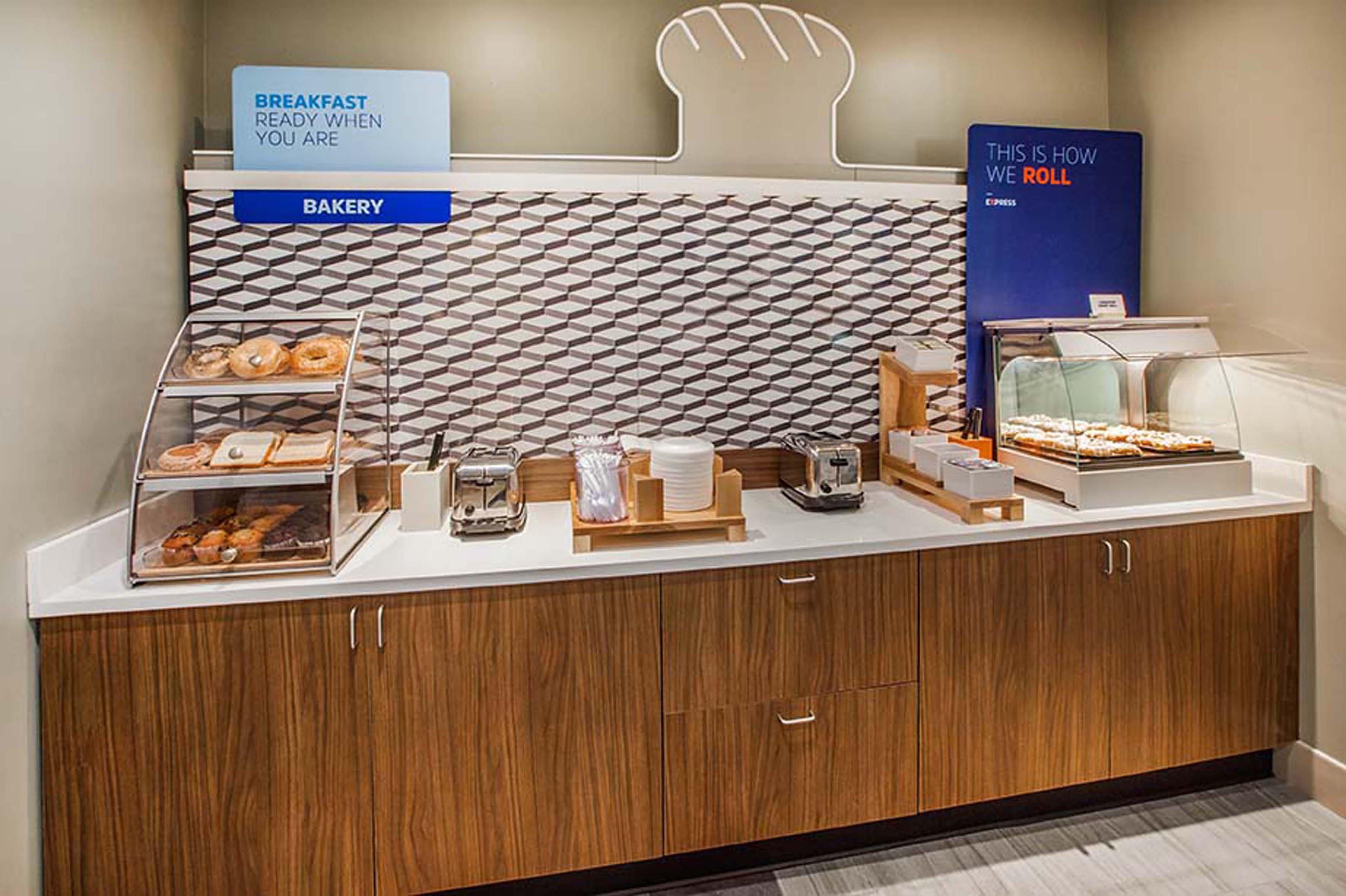 Holiday Inn Express Hotel & Suites Atlanta-Cumming By Ihg Esterno foto