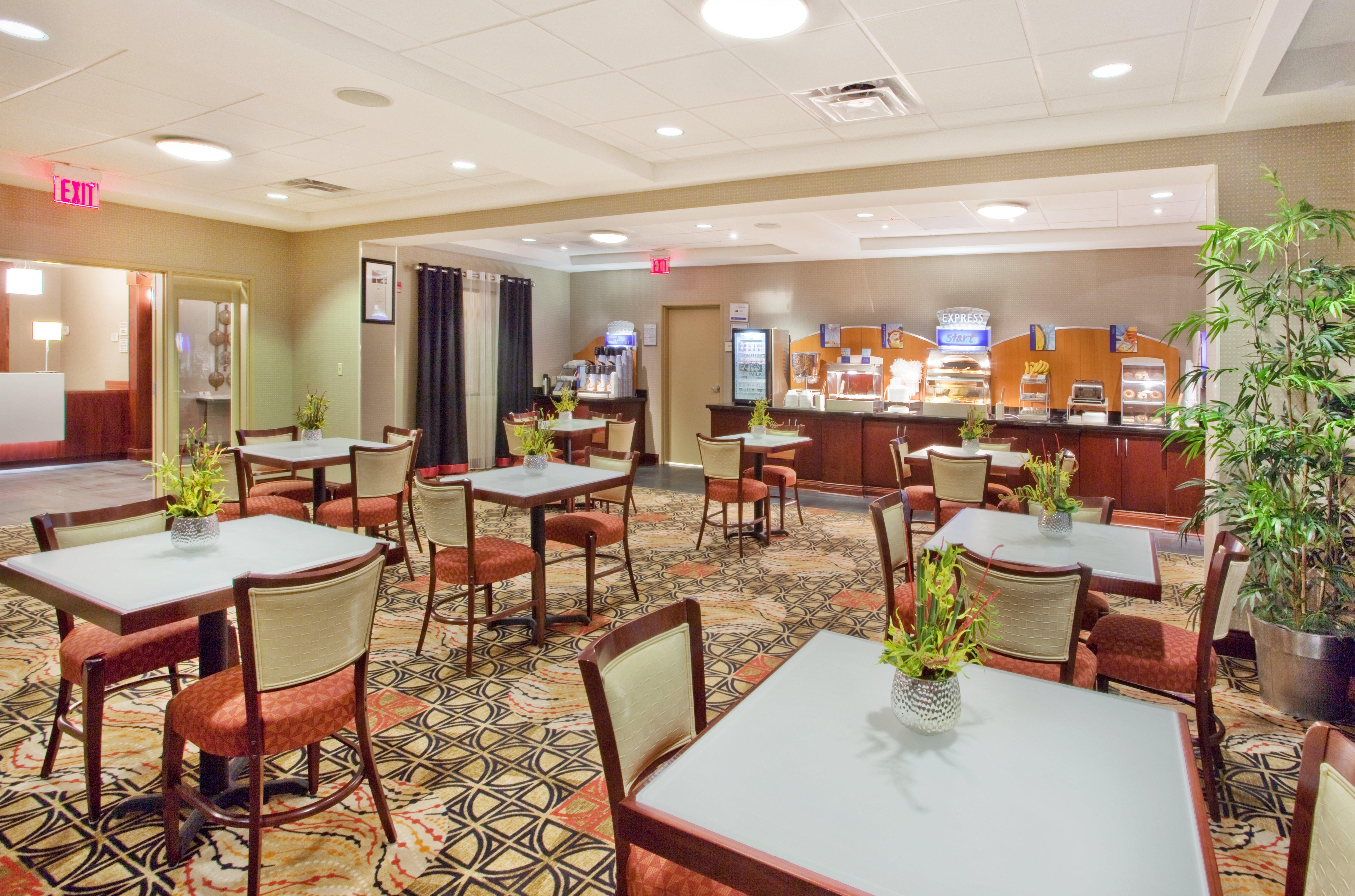 Holiday Inn Express Hotel & Suites Atlanta-Cumming By Ihg Esterno foto